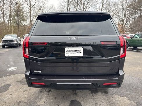 New 2026 Ford Expedition Max Platinum w/ Stealth Performance Package image 4