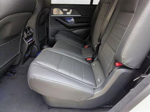 New 2026 Mercedes-Benz GLS 580 4MATIC image 13