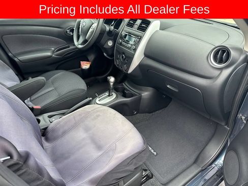 Used 2015 Nissan Versa SV FWD image 12