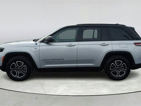 Used 2022 Jeep Grand Cherokee Trailhawk w/ Advanced Protech Group II image 4