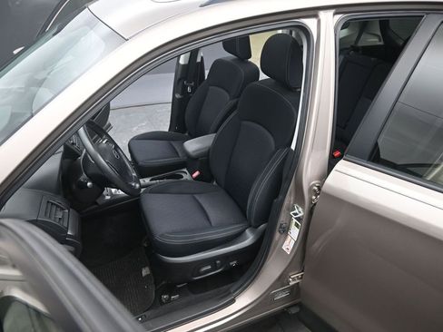 Used 2014 Subaru Forester 2.5i Premium w/ Popular Package #2 image 11