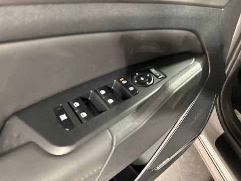 New 2026 Kia Sportage SX AWD/4WD image 18