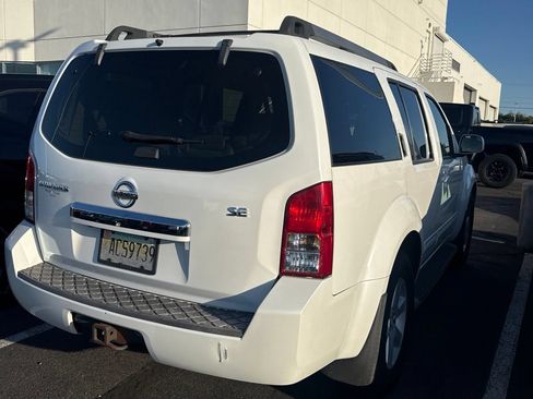 Used 2008 Nissan Pathfinder SE w/ Leather Pkg RWD image 19