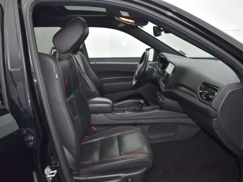 Used 2024 Dodge Durango GT image 11