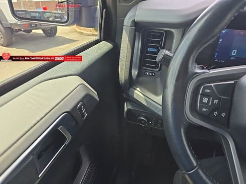 Used 2024 Ford Bronco Black Diamond AWD/4WD image 13