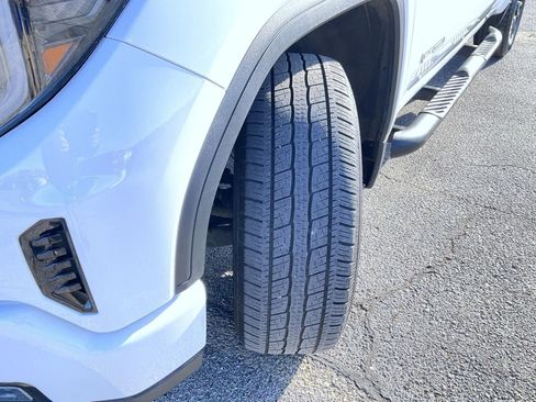 Used 2023 GMC Sierra 1500 Elevation image 24