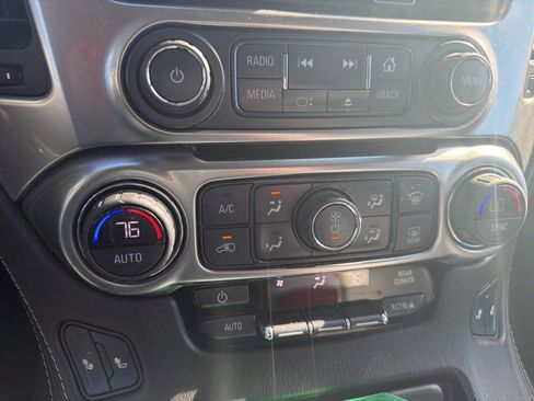 Used 2019 Chevrolet Tahoe LT image 12