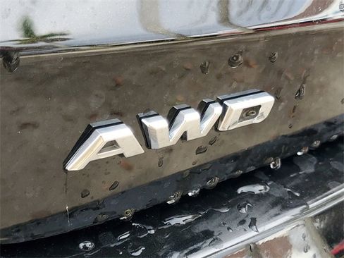 Certified 2024 Cadillac XT6 Sport w/ Technology Package image 9