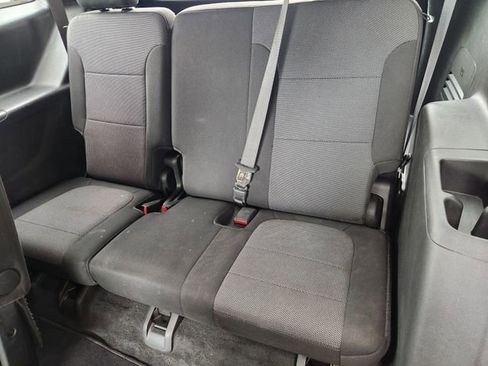 Used 2022 Chevrolet Traverse LT w/ LPO, Cargo Package image 27