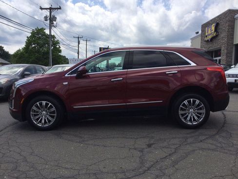 Used 2018 Cadillac XT5 Luxury w/ Driver Awareness Package AWD/4WD image 12
