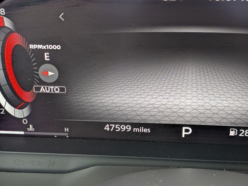 Used 2022 Nissan Rogue Platinum w/ Head-Up Display Package AWD/4WD image 23
