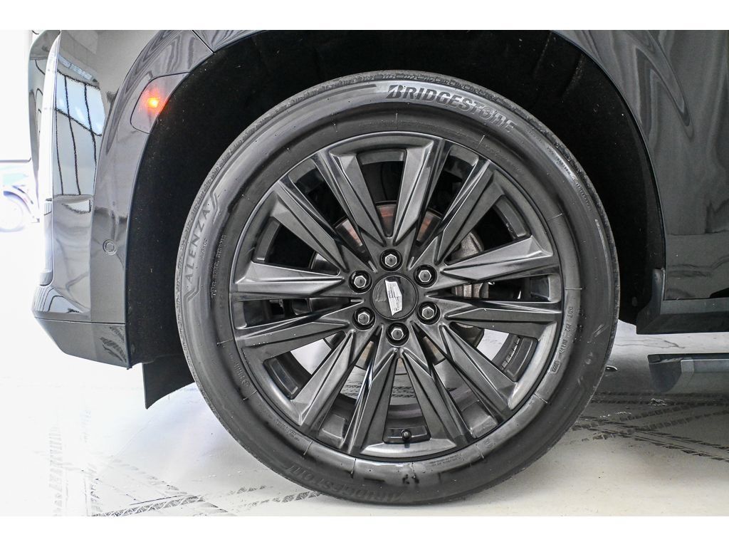 Used 2021 Cadillac Escalade Sport w/ Driver Assist Tech Package AWD/4WD image 26