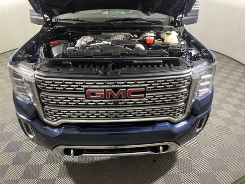 Used 2022 GMC Sierra 3500 Denali AWD/4WD image 26