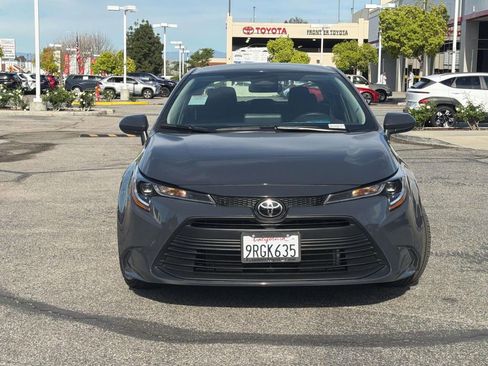 Certified 2025 Toyota Corolla LE image 2