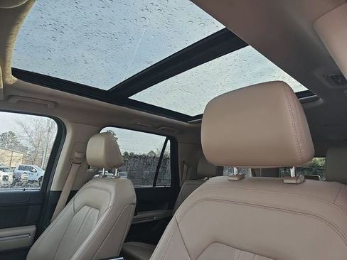 Used 2024 Ford Expedition Max Limited image 16