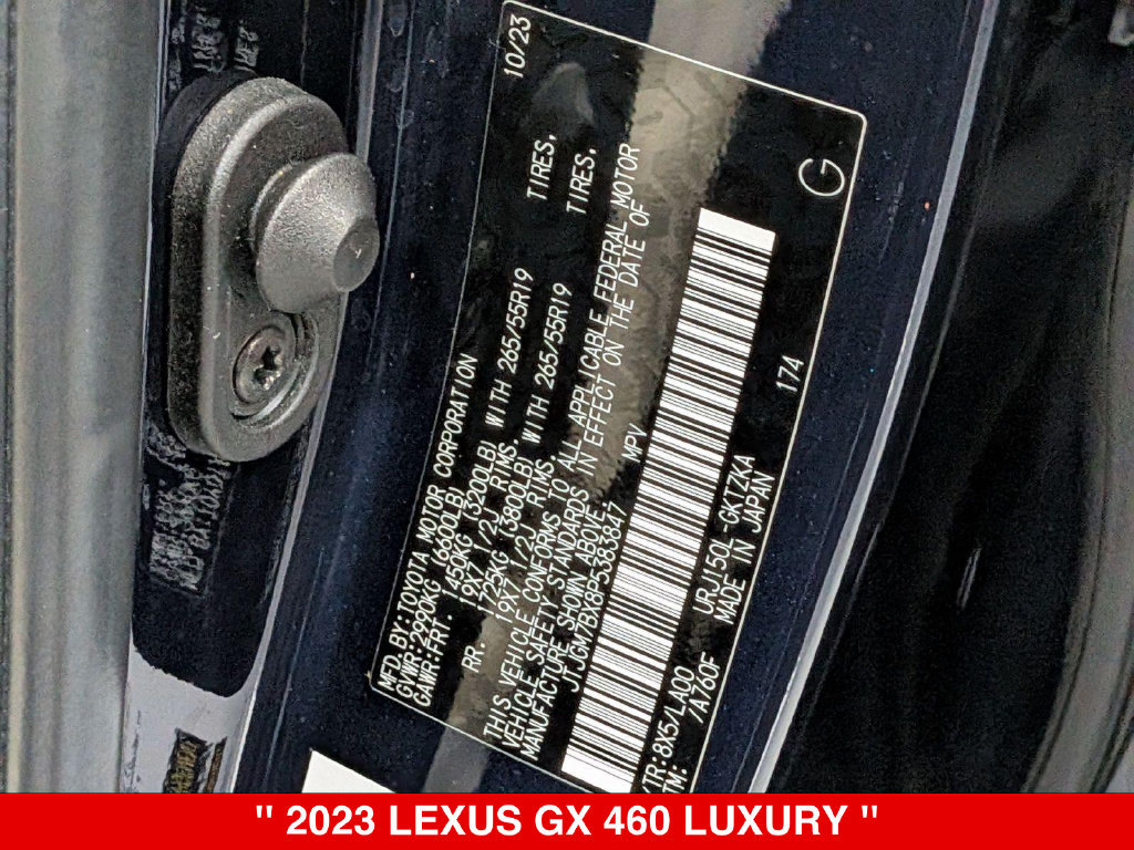 Used 2023 Lexus GX 460 Luxury w/ Sport Design Package AWD/4WD image 38