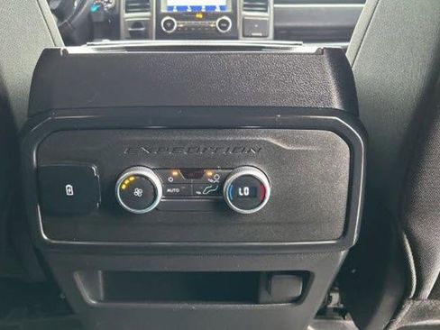 Certified 2021 Ford Expedition XLT image 28