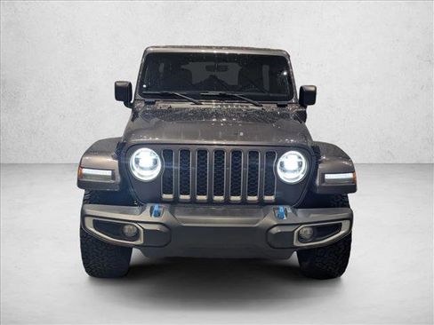 Used 2022 Jeep Wrangler Unlimited Sahara w/ Cold Weather Group image 2