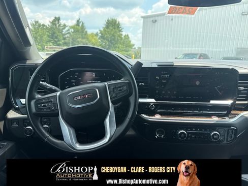 Used 2024 GMC Sierra 1500 SLE AWD/4WD image 15
