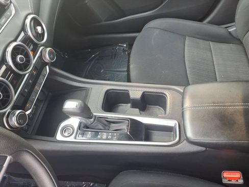 Used 2024 Nissan Sentra SV FWD image 14