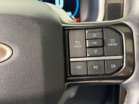 Used 2022 Ford F150 Platinum w/ Equipment Group 701A High AWD/4WD image 18