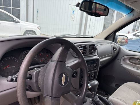 Used 2008 Chevrolet TrailBlazer 4WD image 16