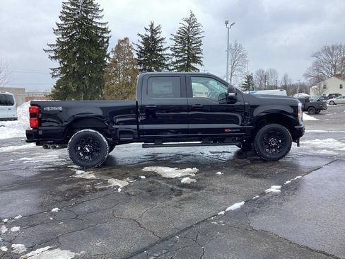 New 2026 Ford F350 Lariat w/ Black Appearance Package AWD/4WD image 9