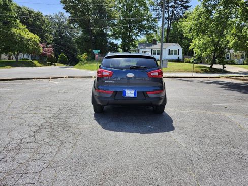 Used 2013 Kia Sportage LX w/ Convenience Pkg FWD image 11