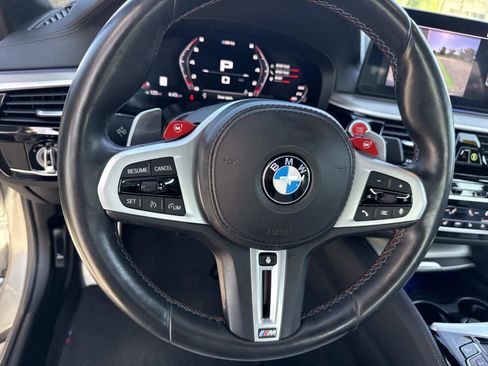 Used 2021 BMW M5 image 25