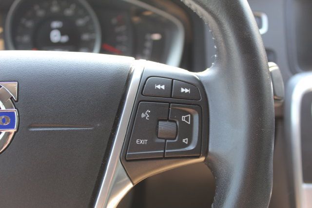 Used 2017 Volvo S60 T5 Dynamic FWD image 15