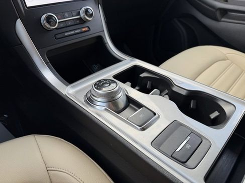 Used 2023 Ford Edge SEL w/ Convenience Package image 29