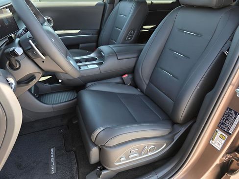 New 2026 Hyundai Palisade Calligraphy AWD/4WD image 13
