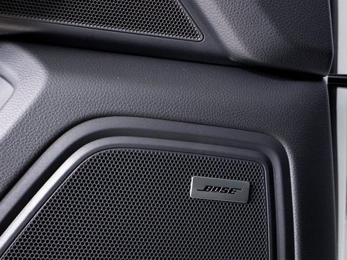 New 2025 Porsche Macan image 19