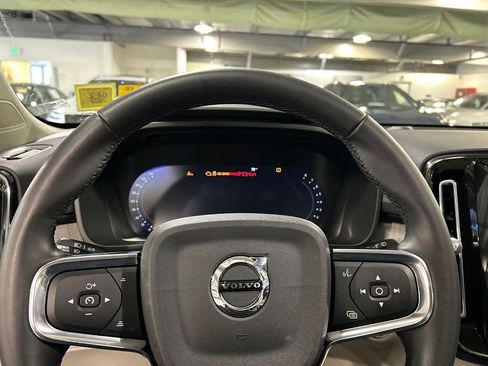 Used 2023 Volvo XC40 B5 Plus w/ Driver Assist Package AWD/4WD image 12
