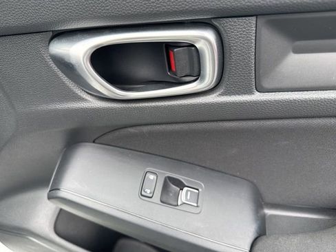 Used 2023 Honda Civic Sport image 12