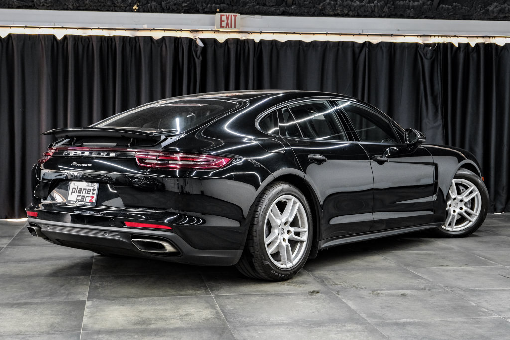 Used 2017 Porsche Panamera 4 AWD/4WD image 8