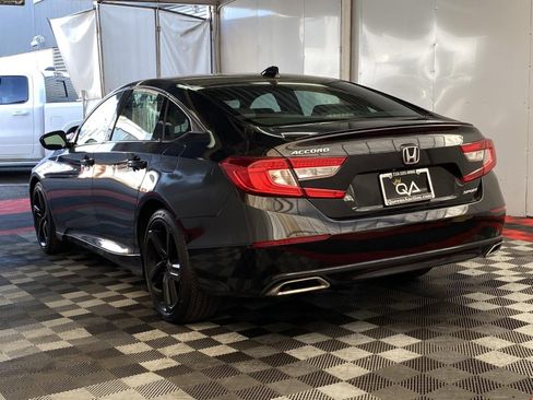 Used 2020 Honda Accord Sport image 4