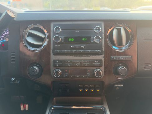 Used 2011 Ford F350 Lariat w/ Lariat Ultimate Pkg image 16