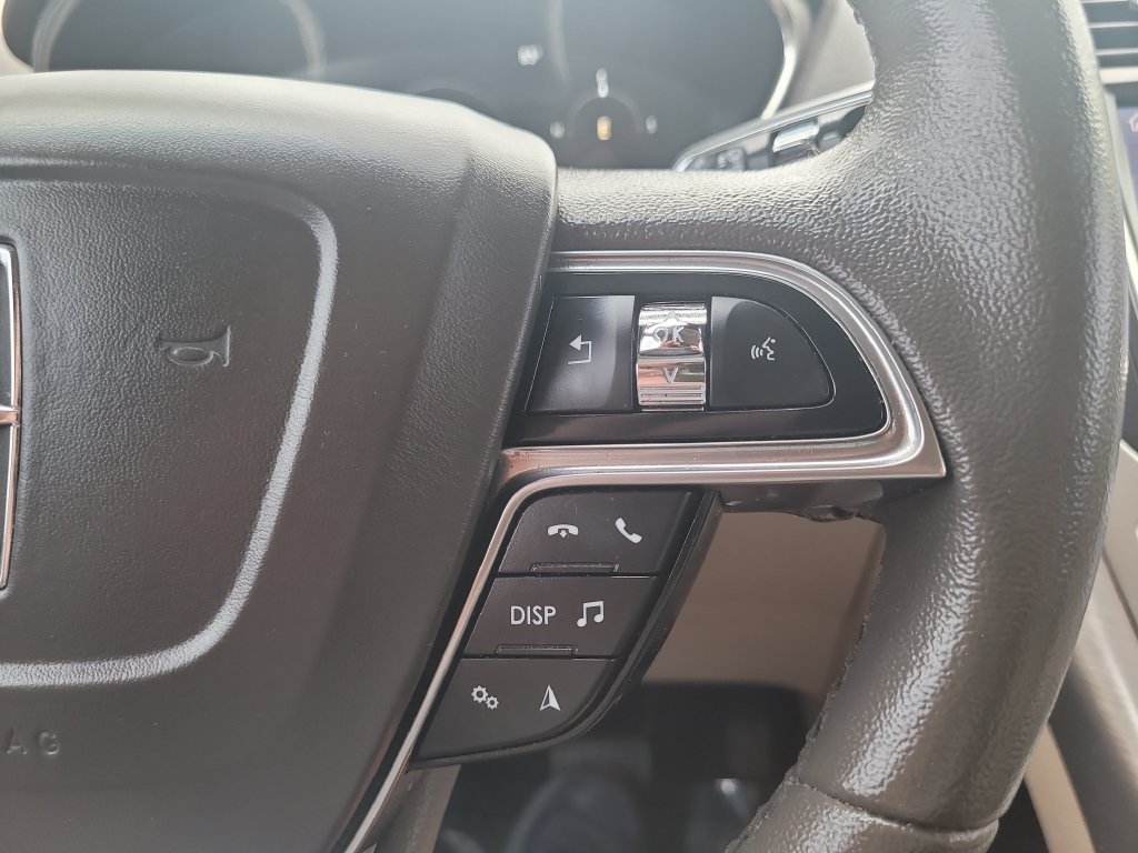 Used 2020 Lincoln Nautilus FWD image 29