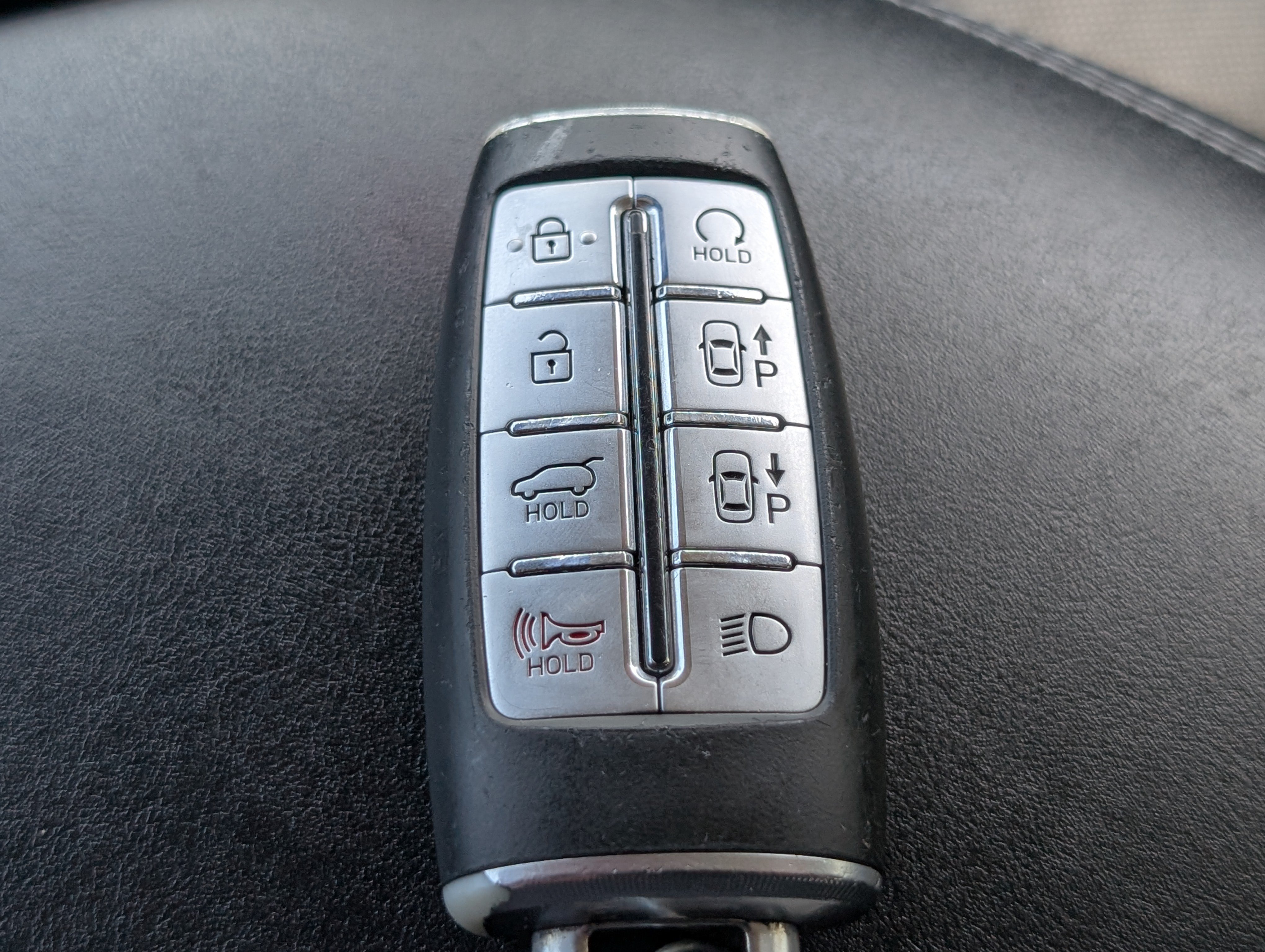 Used 2022 Genesis GV70 2.5T w/ Advanced Package AWD/4WD image 33