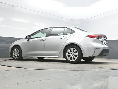 Used 2023 Toyota Corolla LE FWD image 37