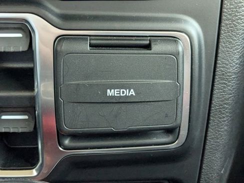 Used 2021 Jeep Gladiator Rubicon image 30