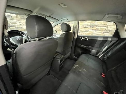 Used 2014 Nissan Sentra SR w/ SR Driver Package FWD image 28