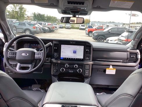 New 2026 Ford F350 Lariat w/ Black Appearance Package AWD/4WD image 17