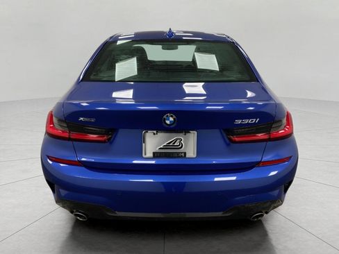 Used 2021 BMW 330i xDrive Sedan w/ M Sport Package image 4