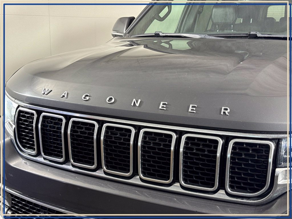Used 2022 Jeep Wagoneer Series III AWD/4WD image 4