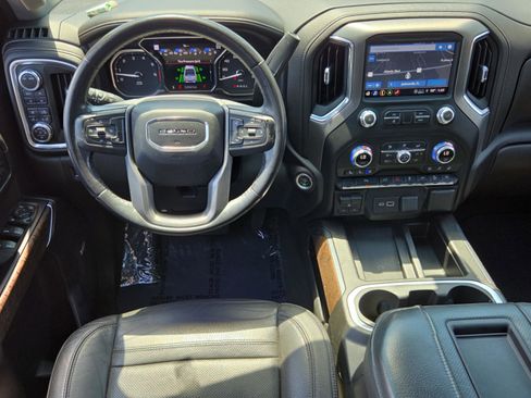 Used 2022 GMC Sierra 1500 Denali w/ Denali Premium Package image 12