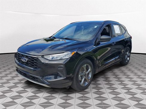 Used 2023 Ford Escape ST-Line w/ Tech Pack #1 image 3