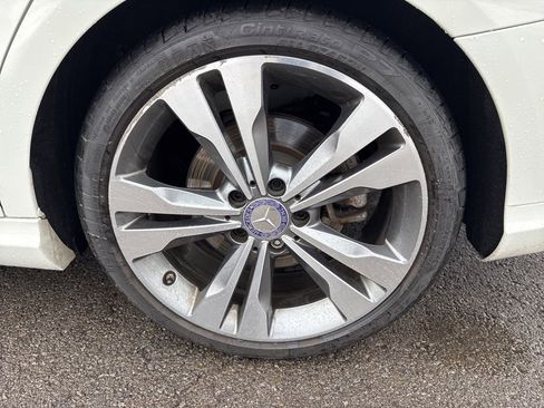 Used 2015 Mercedes-Benz CLA 250 4MATIC image 7