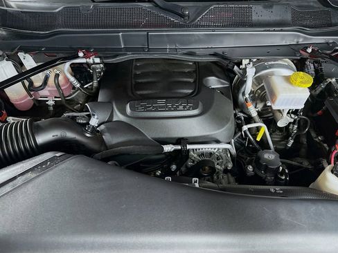 Used 2024 RAM 2500 Laramie w/ Sport Appearance Package image 32
